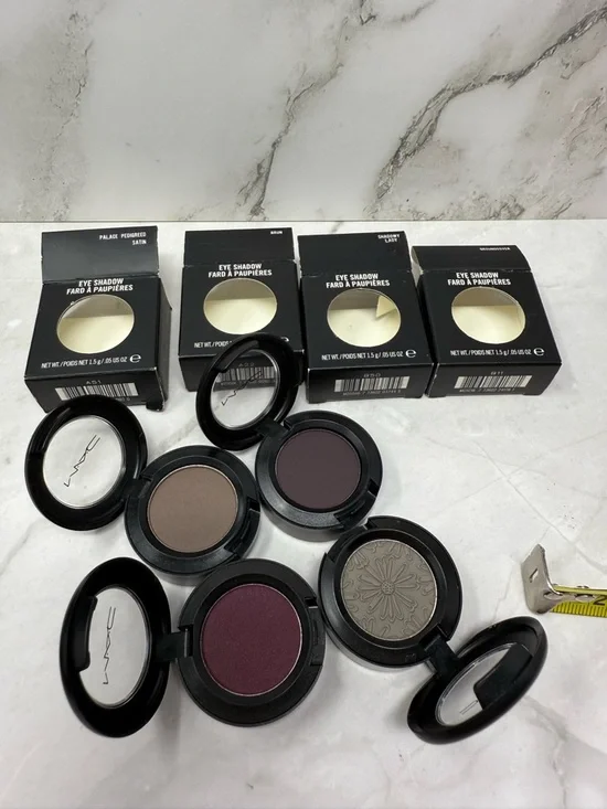 Eyeshadow MAC Cosmetics groundcover,shadowy lady,palace pedigreed,knight divine. - Picture 1 of 5